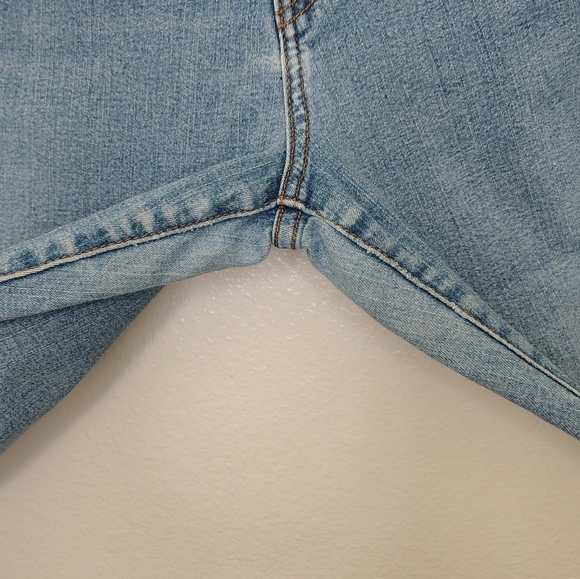 Levi's Perfectly Slimming 512 Women's Denim Cropped High Rise Jeans Sz 12 - Picture 5 of 9